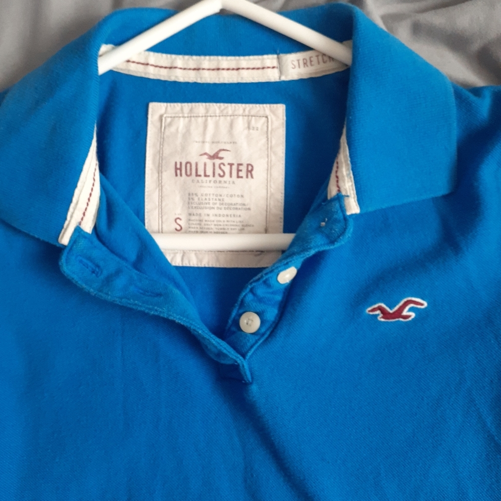 Hollister Polo Size S